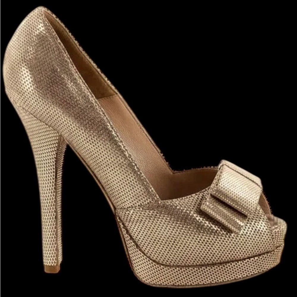 Fendi Deco Metallic Bow Platform Pumps